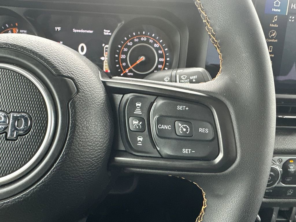 Used 2024 Jeep Gladiator Sport image 23