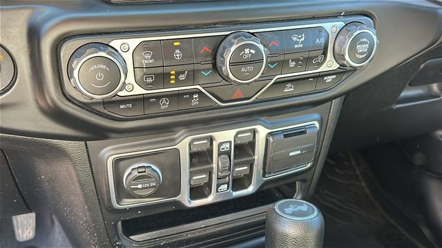 Used 2021 Jeep Wrangler Unlimited Willys image 16