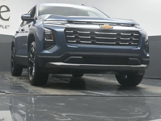 New 2026 Chevrolet Equinox LT w/ LPO, Floor Liner Package image 3