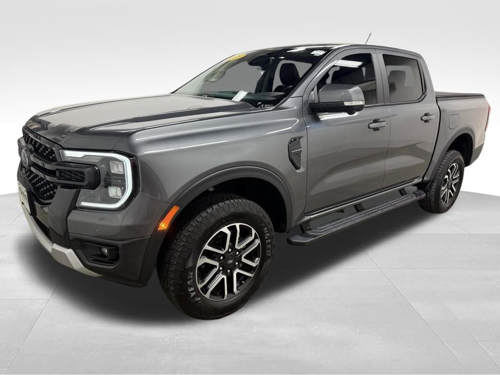 Used 2025 Ford Ranger Lariat w/ Trailer Tow Package image 11