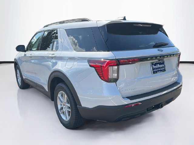 New 2026 Ford Explorer Active AWD/4WD image 5