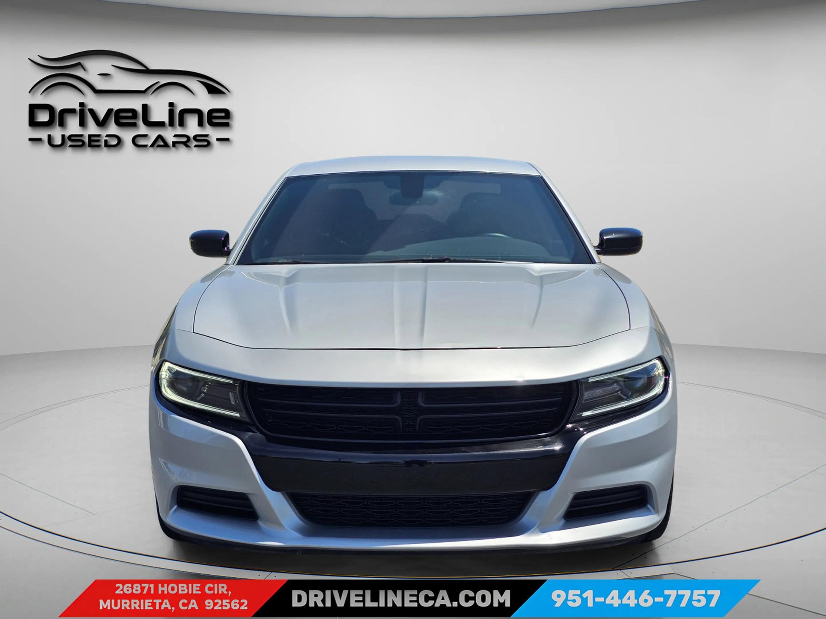 Used 2022 Dodge Charger SXT w/ Blacktop Package RWD image 2