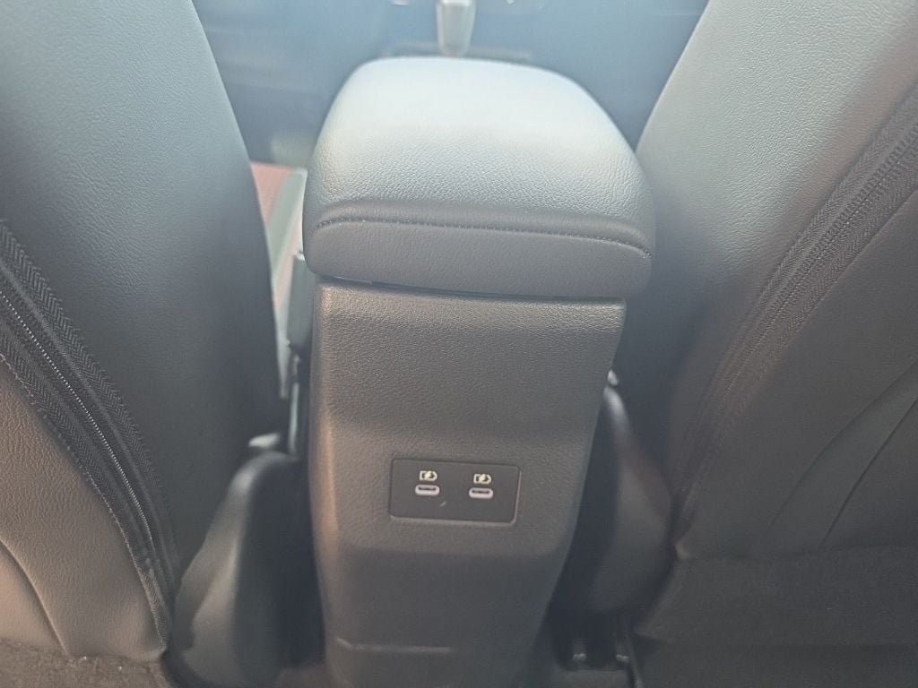 Certified 2025 Nissan Kicks SR FWD image 13