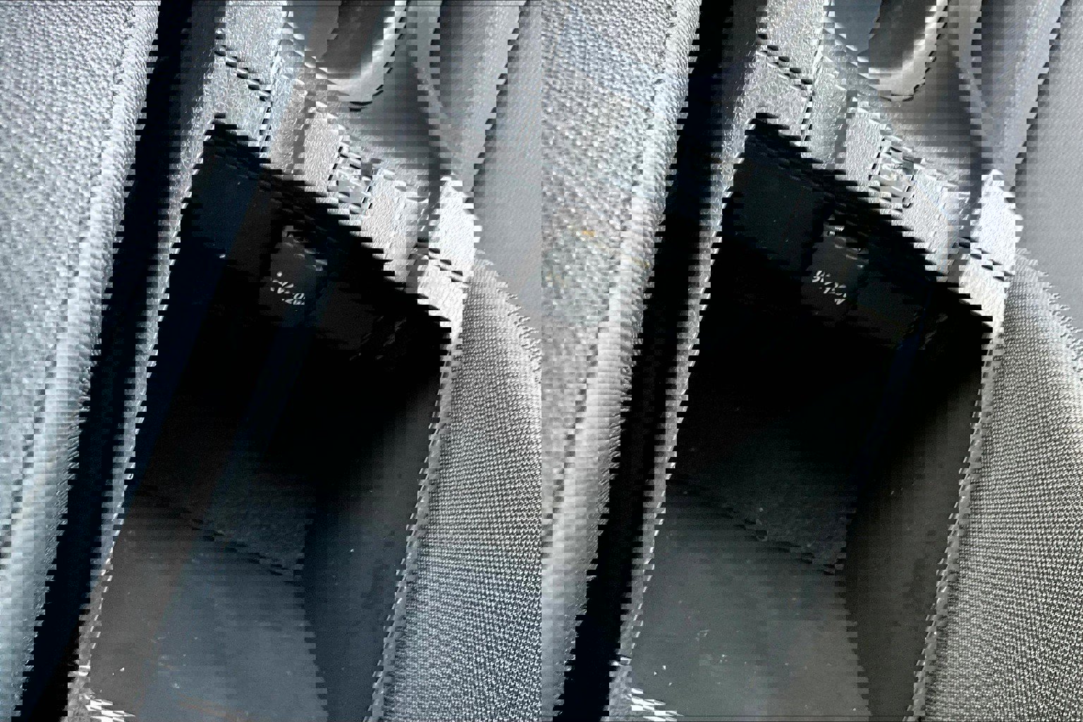 Used 2022 Toyota Corolla Cross LE image 31