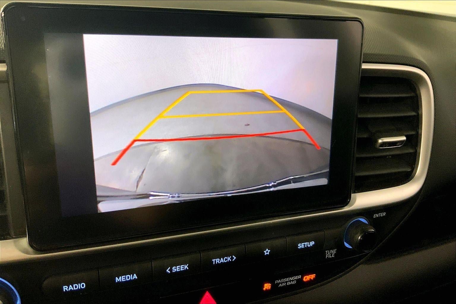 Used 2025 Hyundai Venue SEL FWD image 21