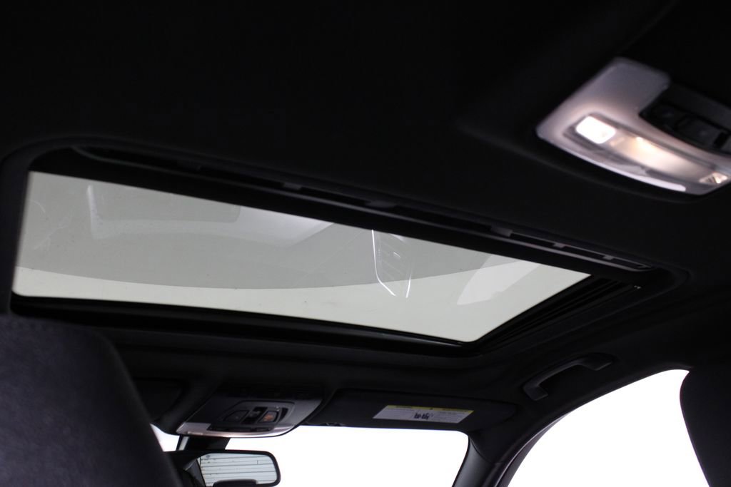 Used 2018 BMW 330e w/ M Sport Package image 20