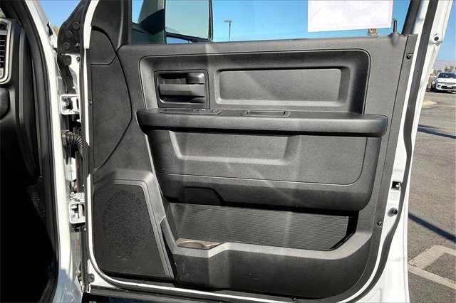 Used 2024 RAM 3500 Tradesman w/ Chrome Appearance Group image 23