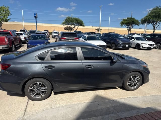 Certified 2024 Kia Forte LXS w/ LXS Technology Package FWD image 5