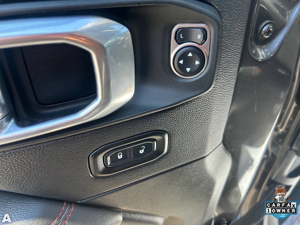 Used 2022 Jeep Gladiator Rubicon w/ LED Lighting Group AWD/4WD image 18