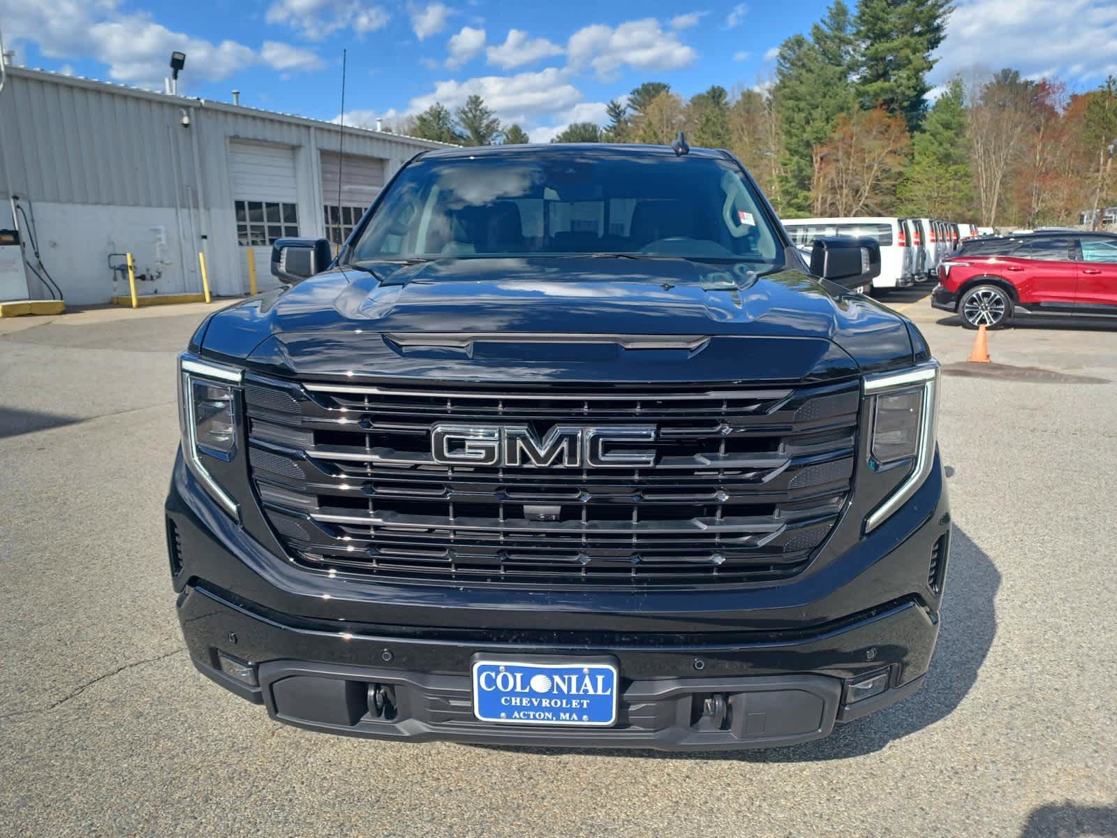 Used 2025 GMC Sierra 1500 Elevation w/ Elevation Premium Package AWD/4WD image 28