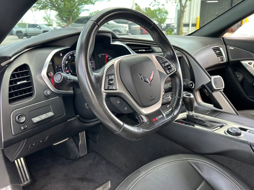 Used 2016 Chevrolet Corvette Z06 w/ 2LZ Preferred Equipment Group RWD image 13