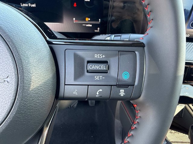 New 2027 Nissan Kicks SR FWD image 26