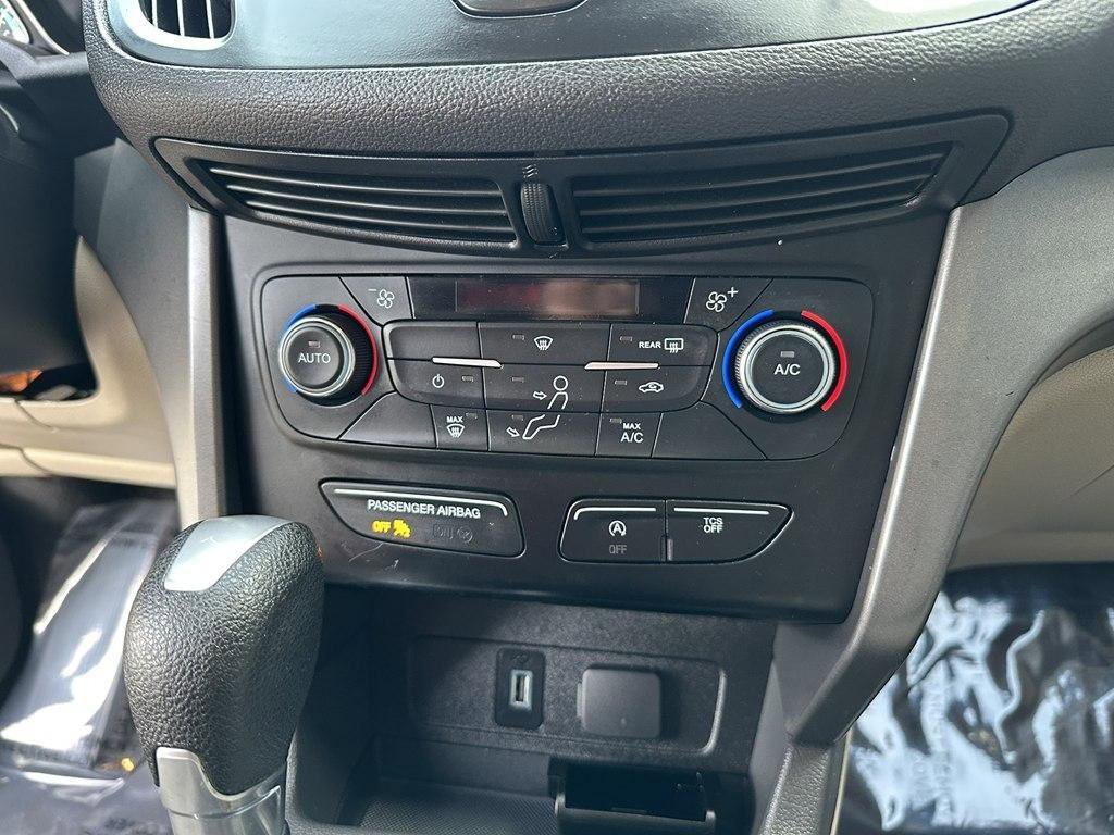 Used 2017 Ford Escape SE FWD image 20