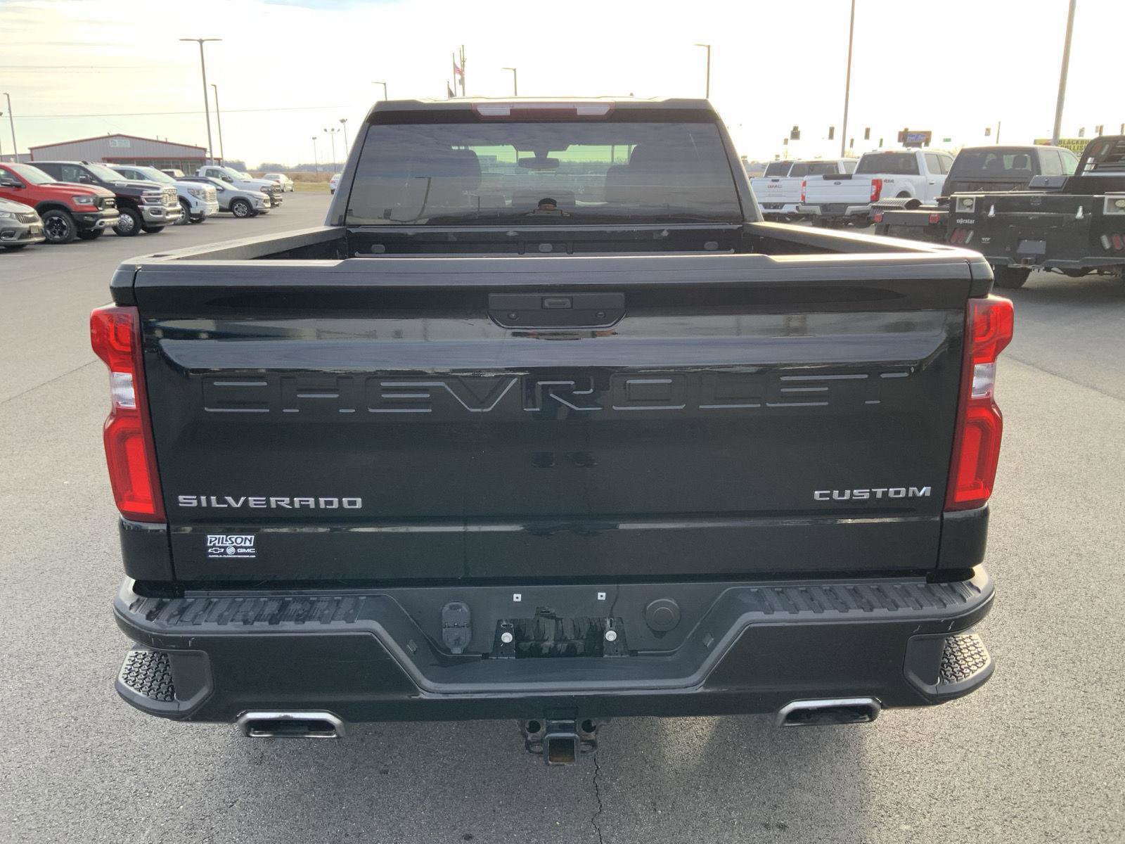 Used 2019 Chevrolet Silverado 1500 Custom Trail Boss w/ Custom Convenience Package image 7