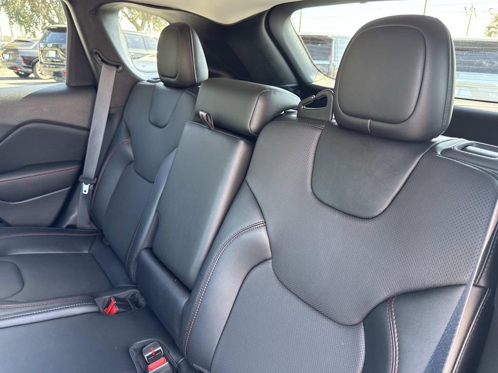 Used 2022 Jeep Cherokee Trailhawk w/ Sound & Nav Group image 14