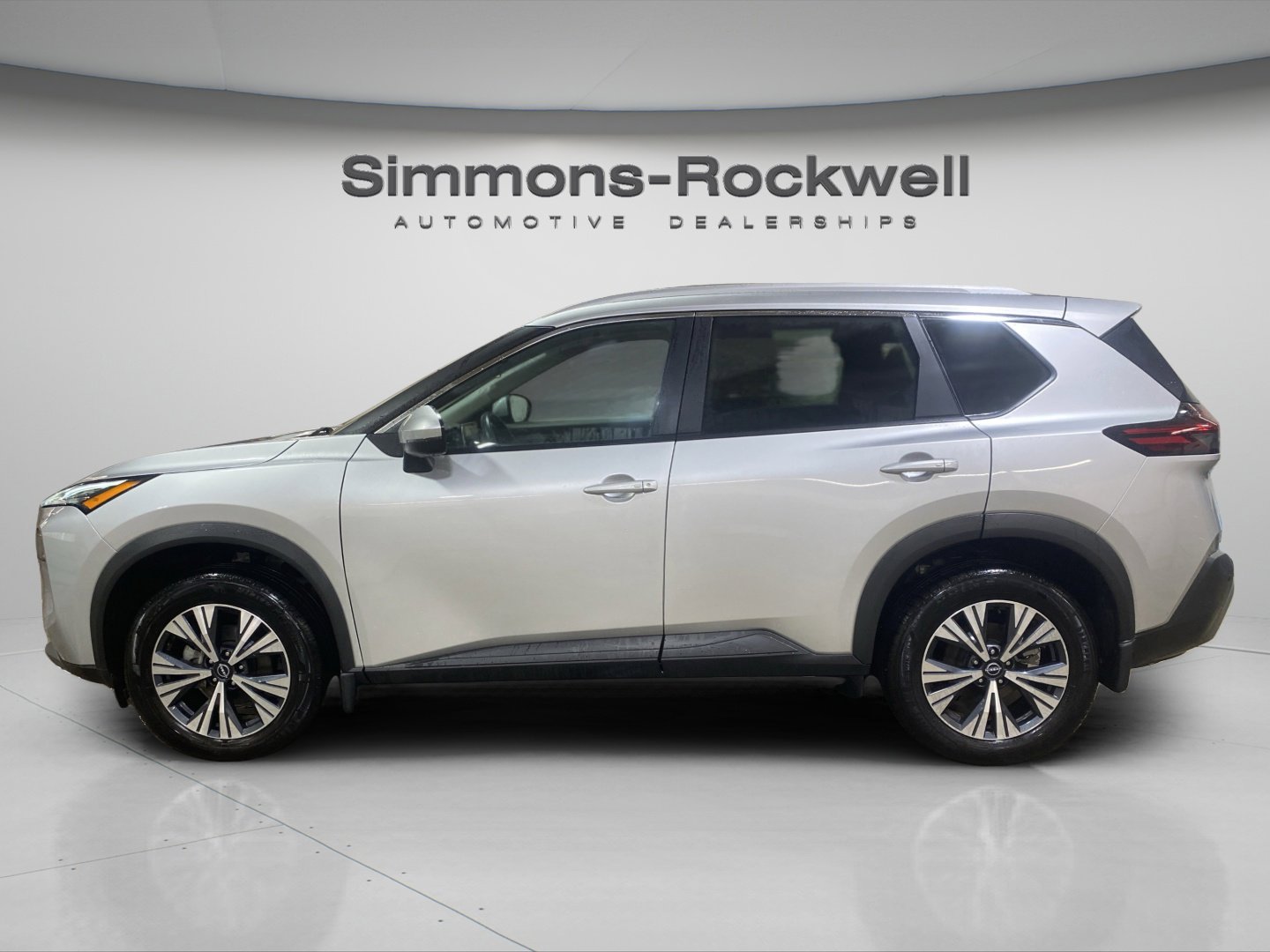 Used 2023 Nissan Rogue SV w/ SV Premium Package AWD/4WD image 8