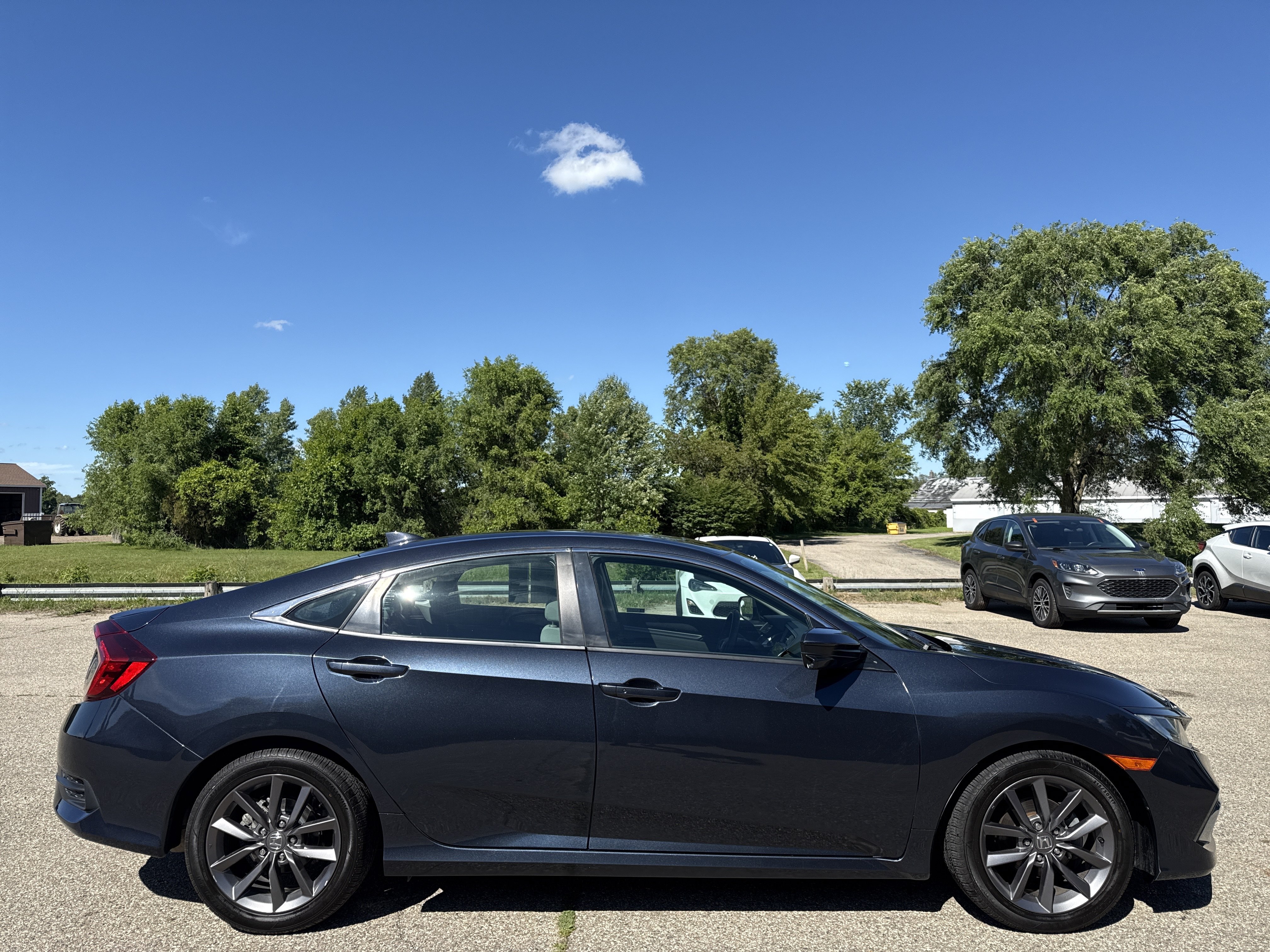 Used 2021 Honda Civic EX image 3