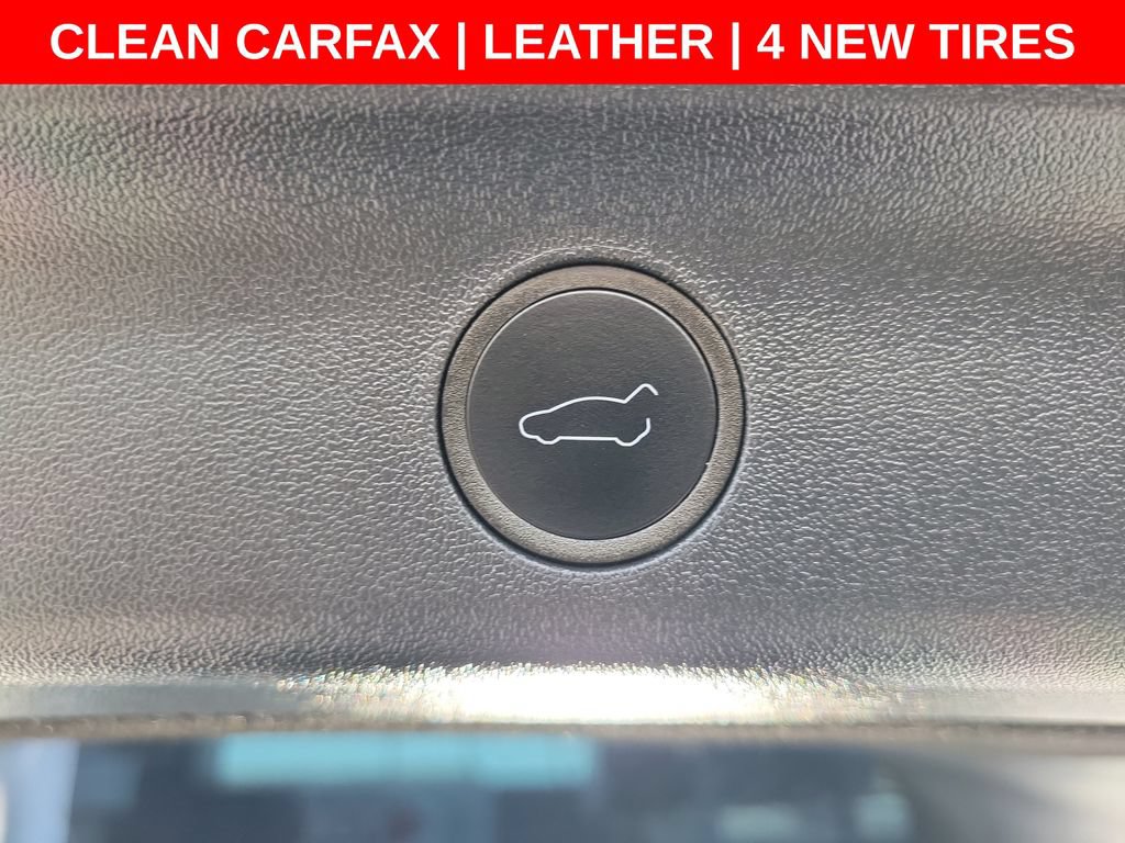 Used 2024 Tesla Model Y Performance AWD/4WD image 10