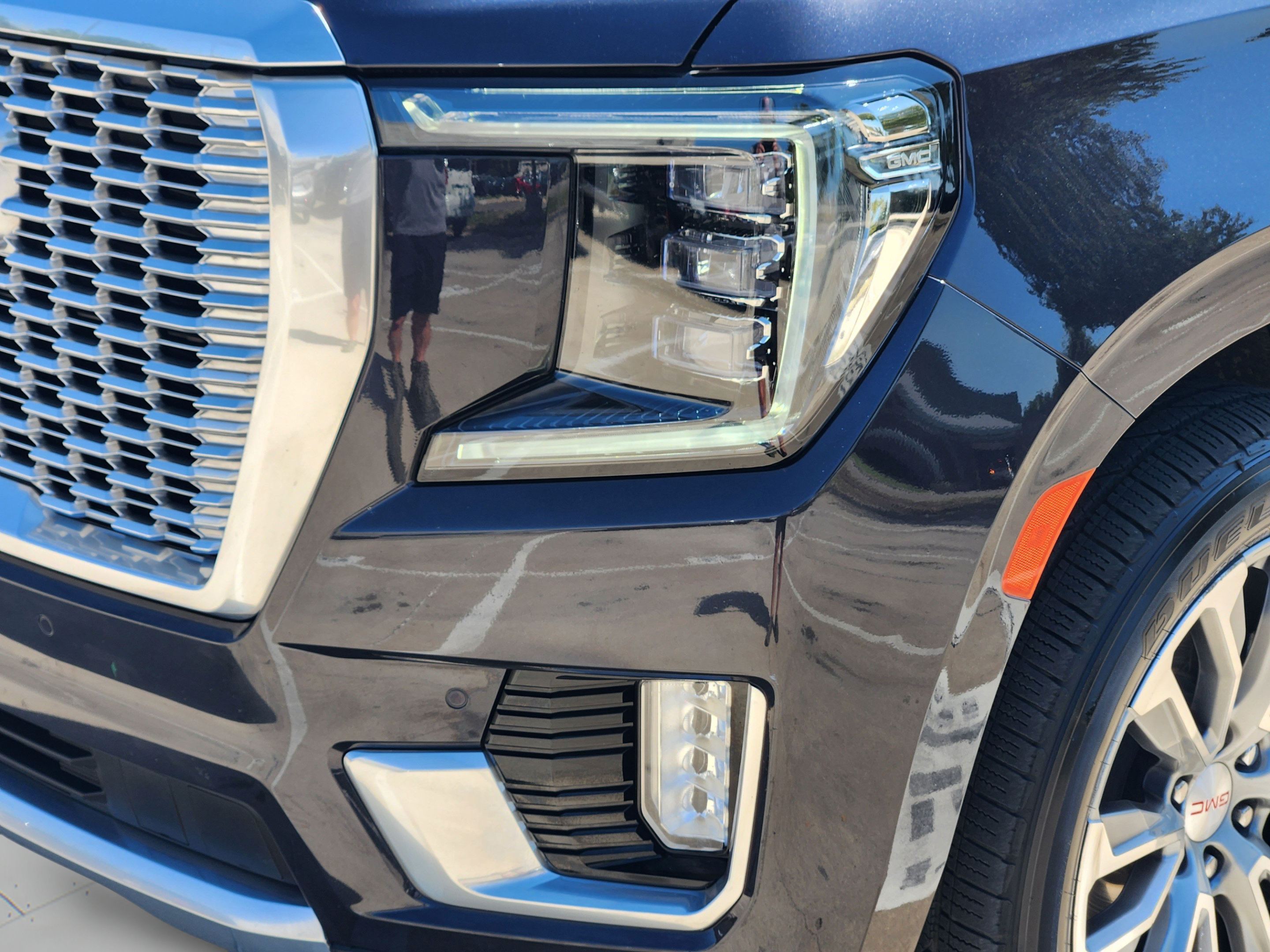 Used 2023 GMC Yukon Denali w/ LPO, Floor Liner Package AWD/4WD image 32