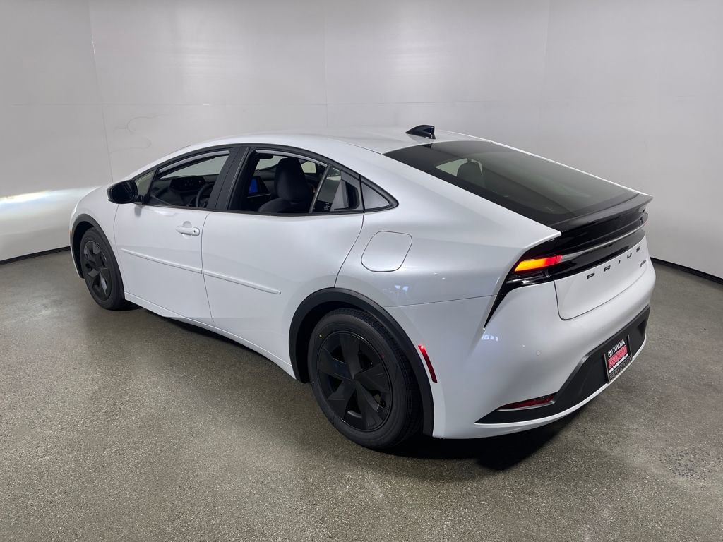 New 2026 Toyota Prius Plug-In Hybrid image 5