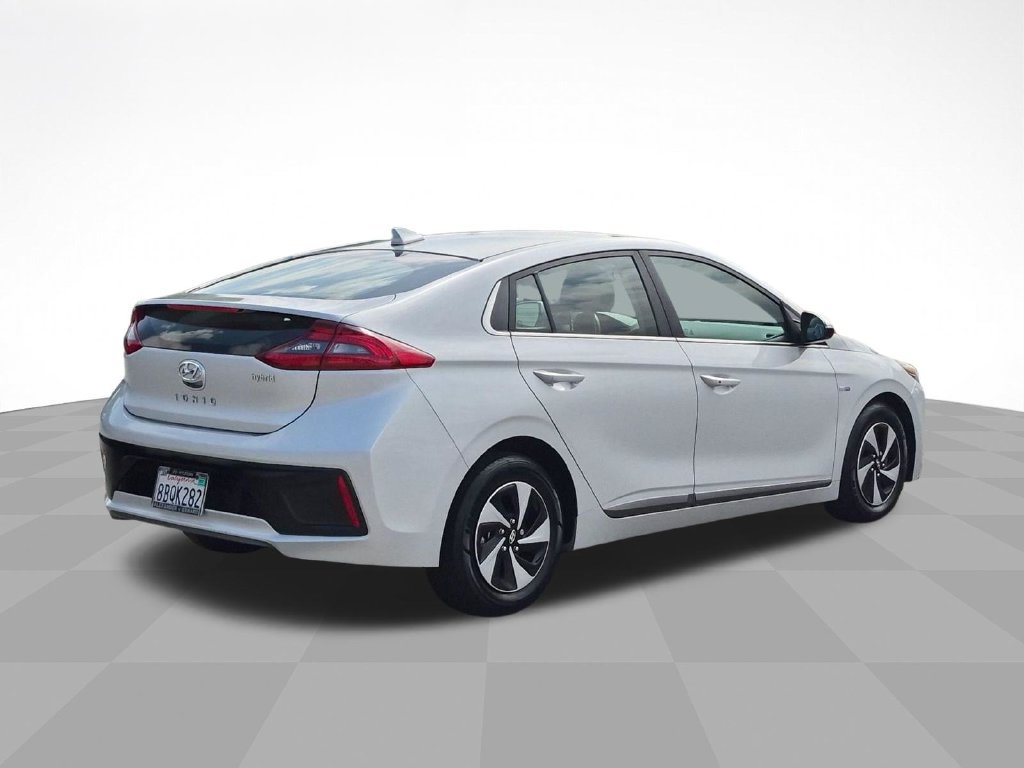 Used 2017 Hyundai Ioniq SEL FWD image 5