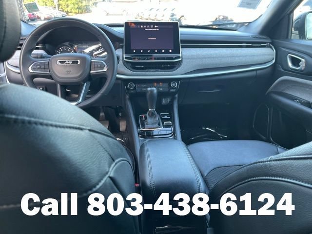 Used 2024 Jeep Compass Latitude AWD/4WD image 16