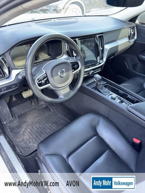 Used 2020 Volvo S60 T6 Momentum w/ Protection Package Premier image 8