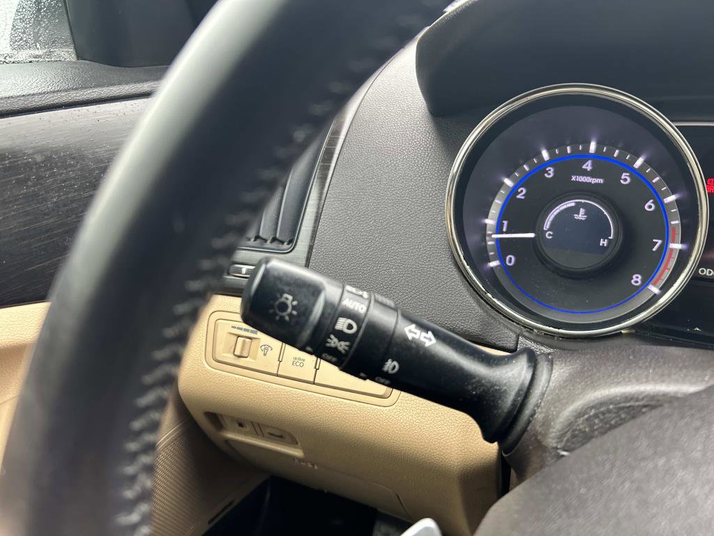 Used 2013 Hyundai Sonata Limited w/ Premium Pkg image 23