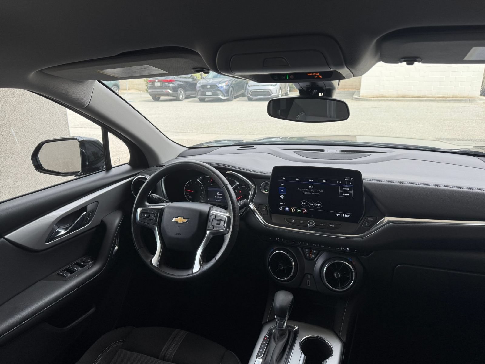 Used 2025 Chevrolet Blazer LT FWD image 35