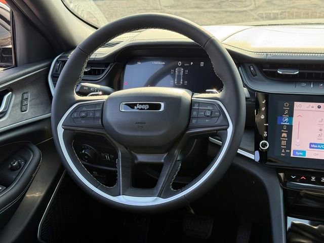 New 2026 Jeep Grand Cherokee Limited AWD/4WD image 7