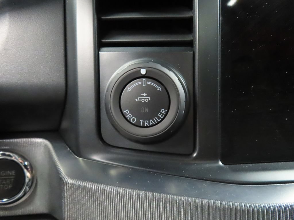 Used 2025 Ford F250 Platinum AWD/4WD image 55