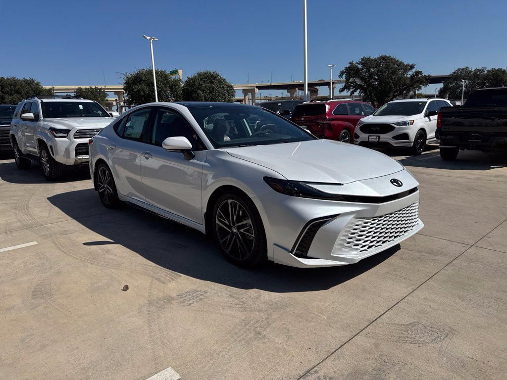 New 2026 Toyota Camry XSE FWD image 5