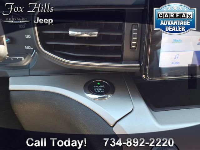 Used 2021 Ford Explorer XLT w/ Equipment Group 202A AWD/4WD image 25