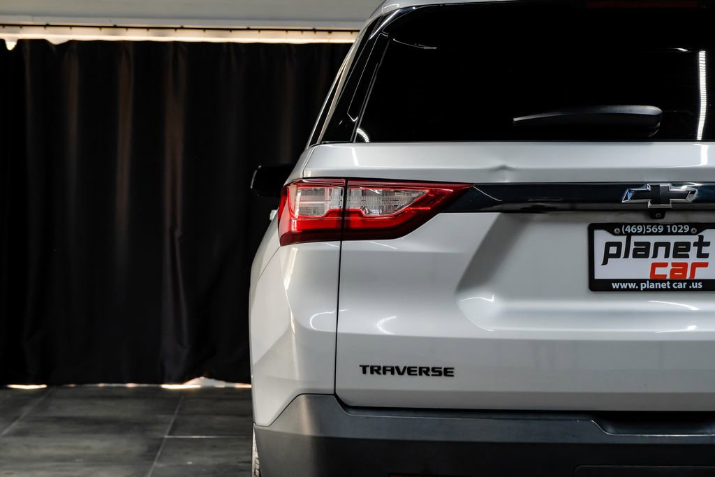 Used 2020 Chevrolet Traverse LS w/ LPO, Blackout Package image 54