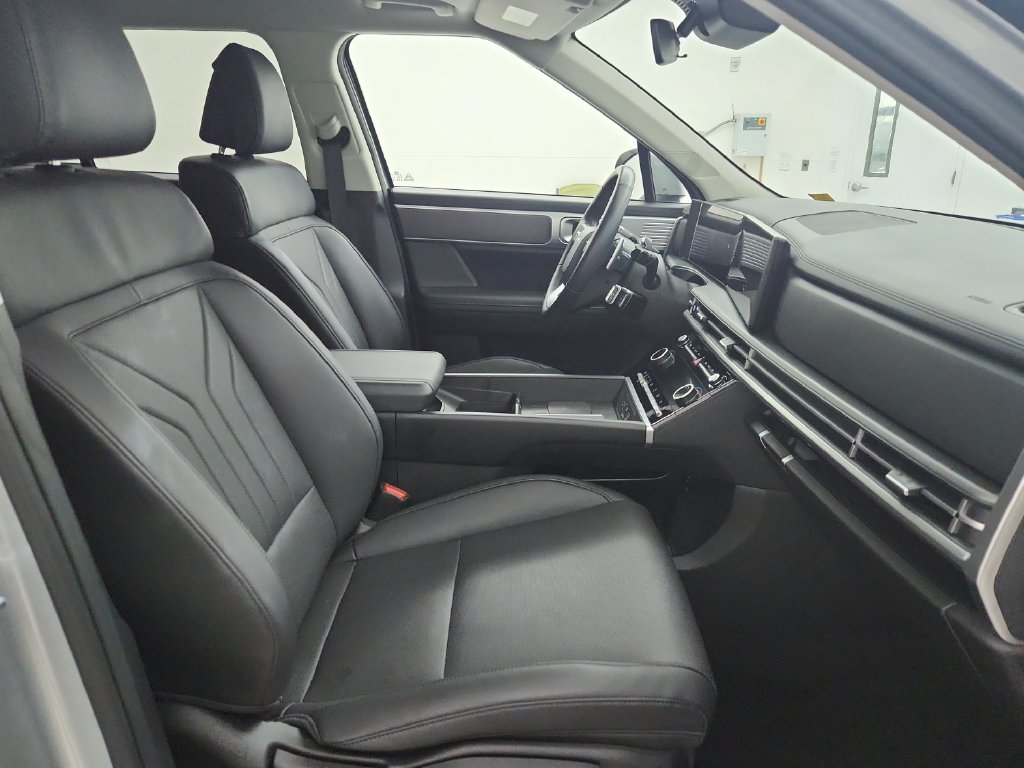 Used 2026 Hyundai Santa Fe SEL AWD/4WD image 35