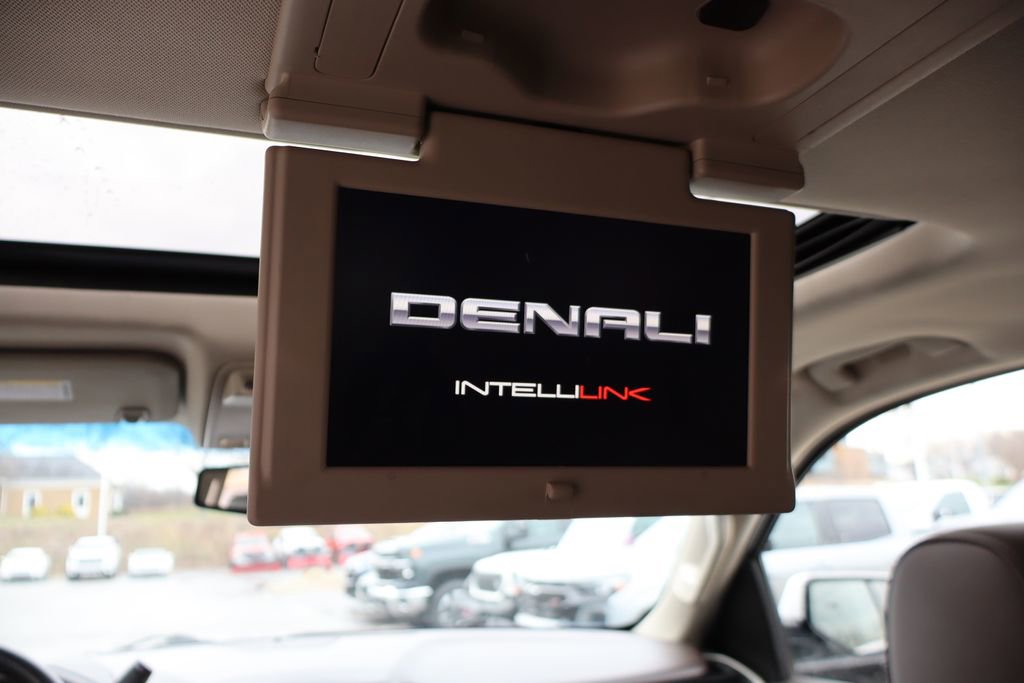 Used 2017 GMC Yukon XL Denali w/ Open Road Package image 46