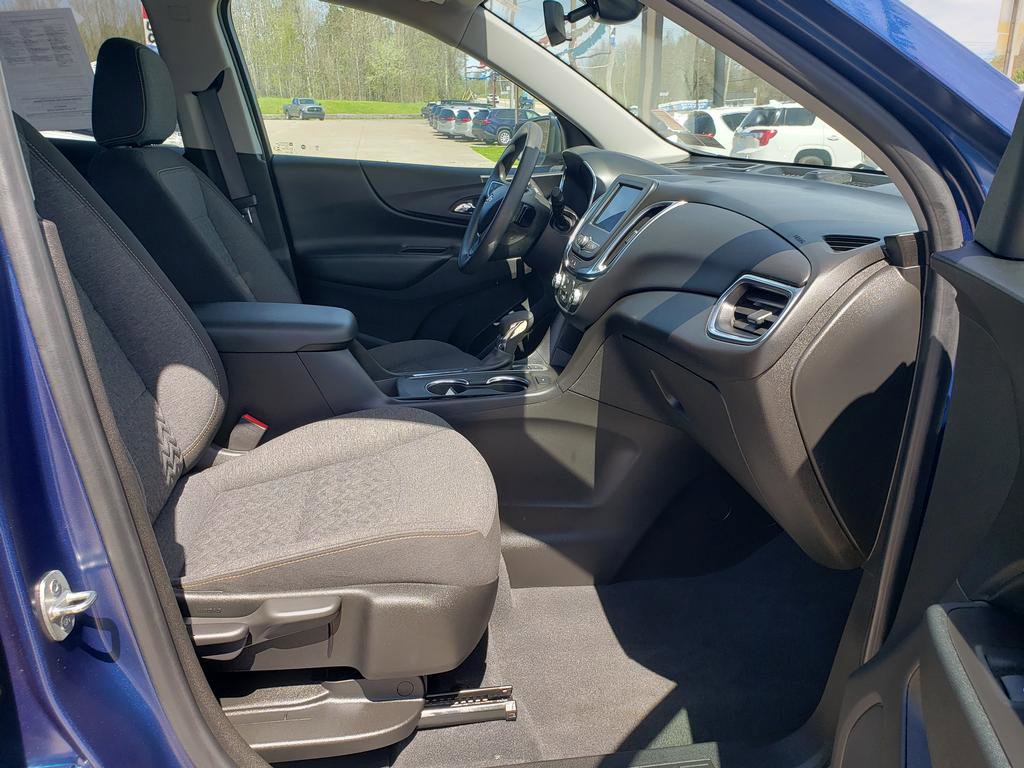 Used 2022 Chevrolet Equinox LT AWD/4WD image 17