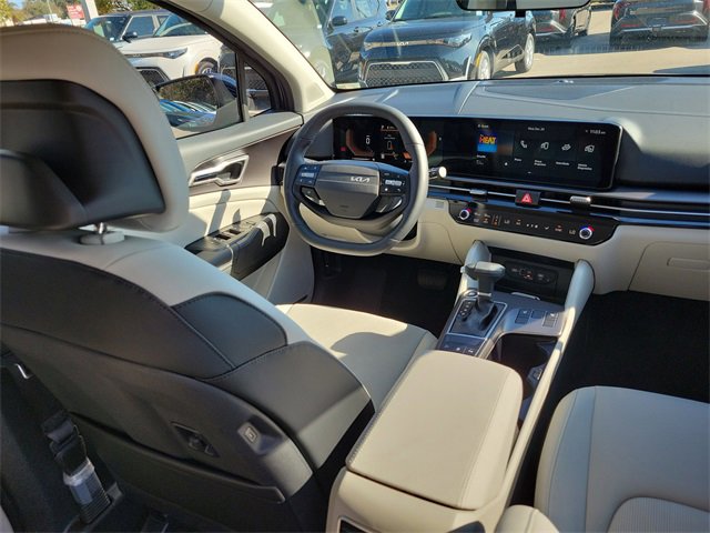 New 2026 Kia Sportage EX image 13