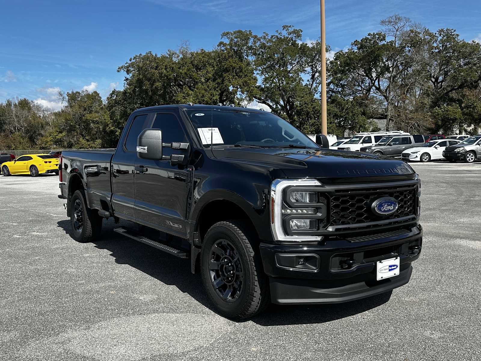 Used 2025 Ford F250 XL w/ STX Appearance Package image 2