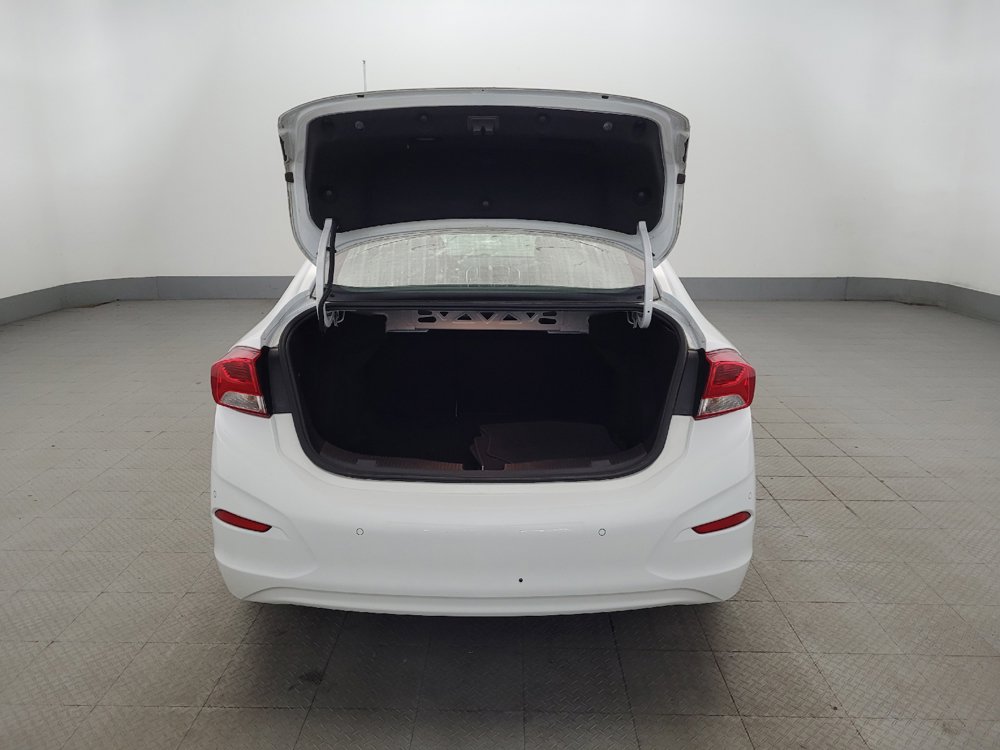 Used 2019 Chevrolet Cruze Premier w/ Driver Confidence II Package FWD image 29