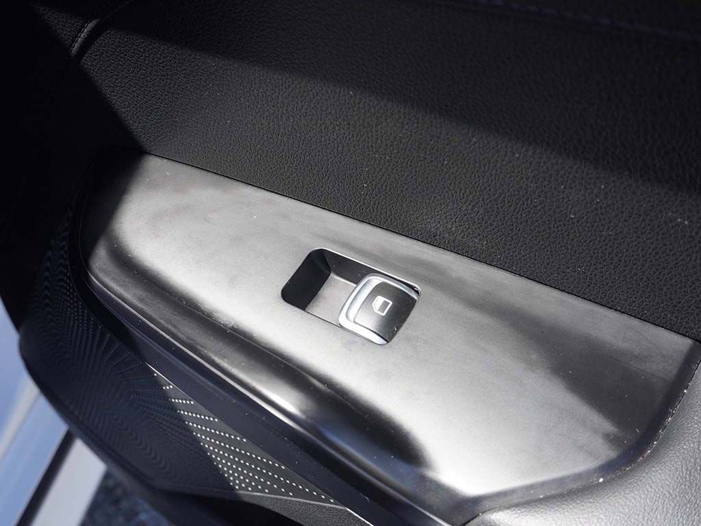 Used 2022 Kia K5 GT-Line image 33