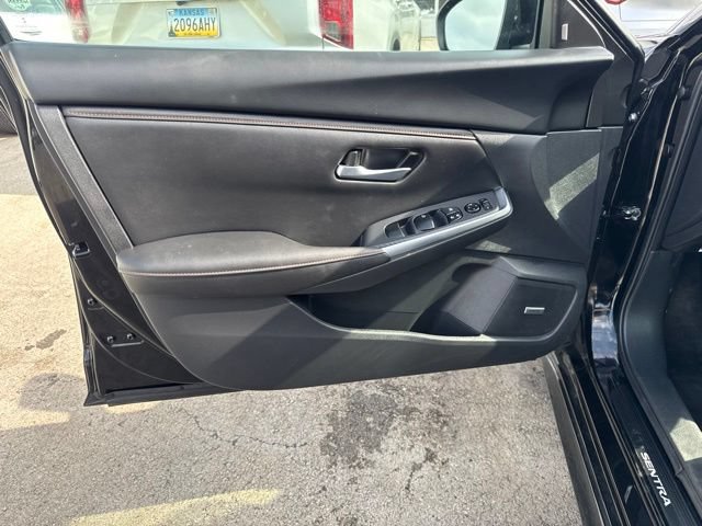Used 2024 Nissan Sentra SR w/ SR Premium Package FWD image 4