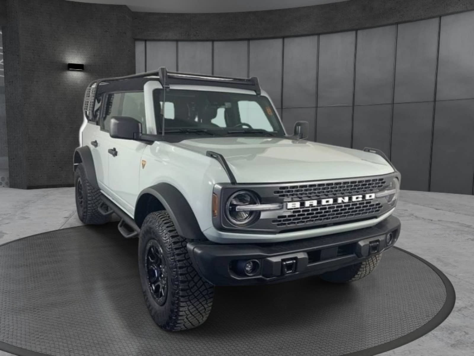 Used 2023 Ford Bronco Badlands w/ Sasquatch Package AWD/4WD image 5
