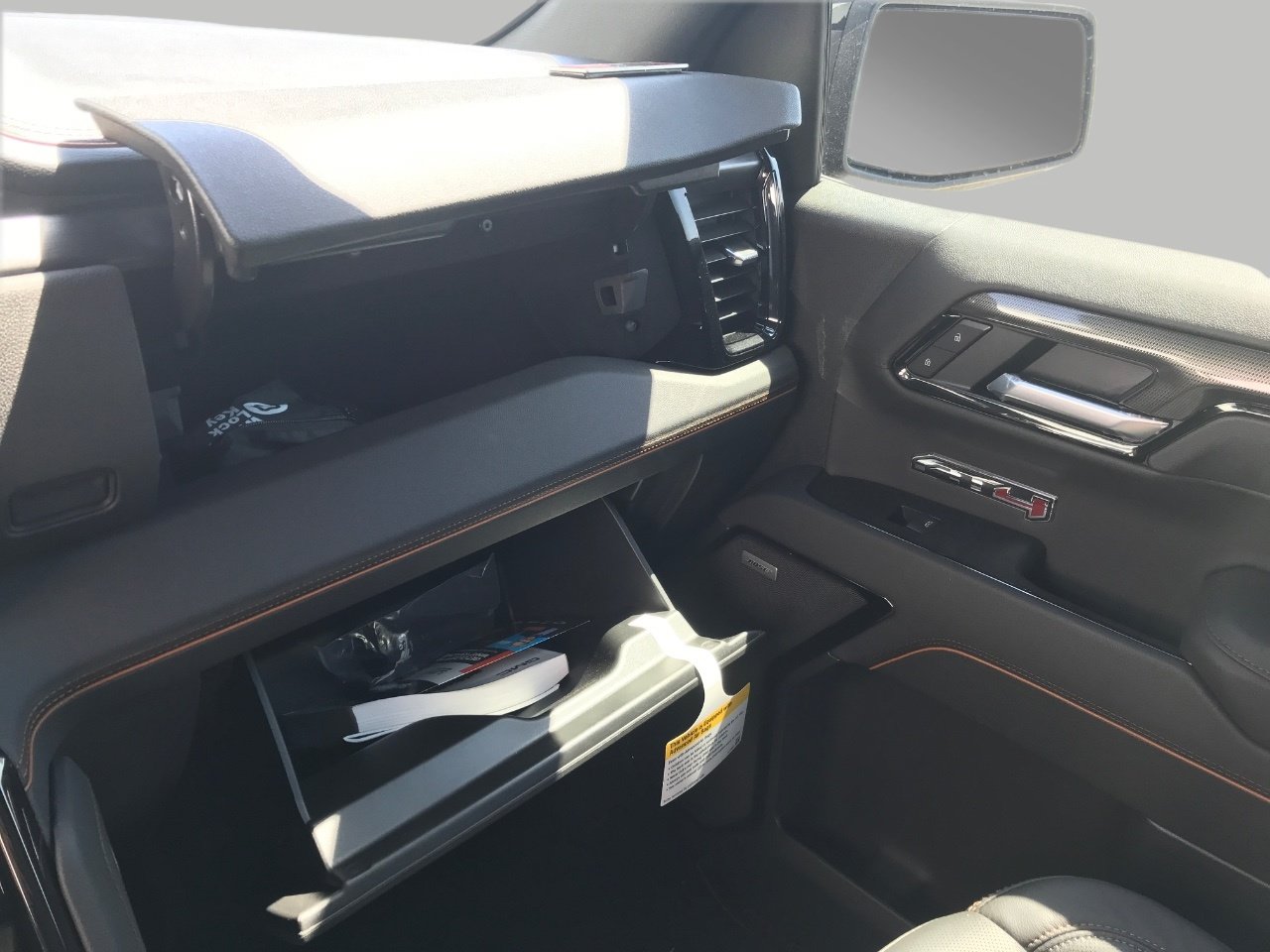 New 2026 GMC Sierra 1500 AT4 w/ AT4 Premium Package AWD/4WD image 40
