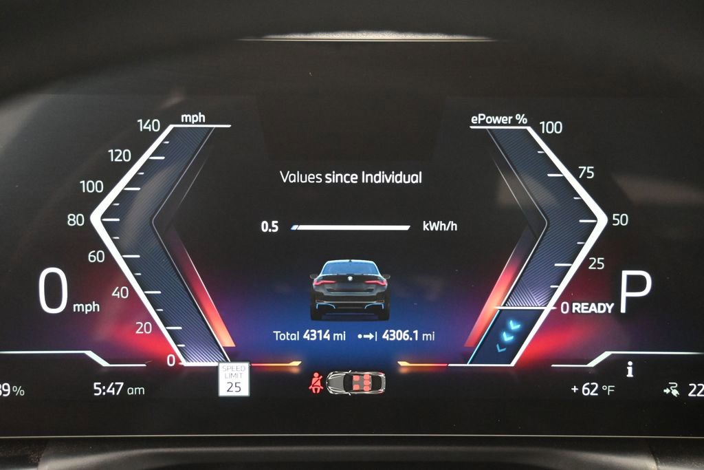 Used 2024 BMW i4 eDrive40 w/ Premium Package RWD image 17