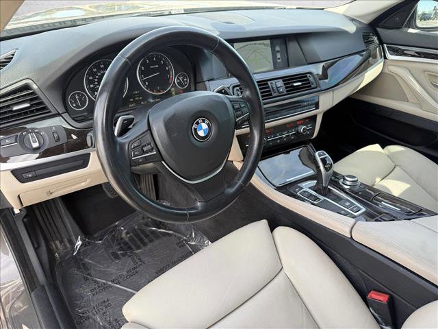 Used 2011 BMW 550i Sedan image 12