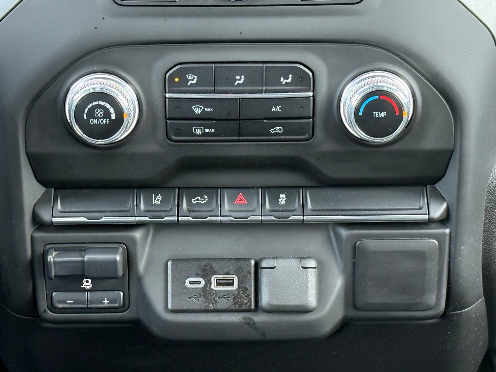 Used 2024 GMC Sierra 2500 Pro w/ Convenience Package image 20