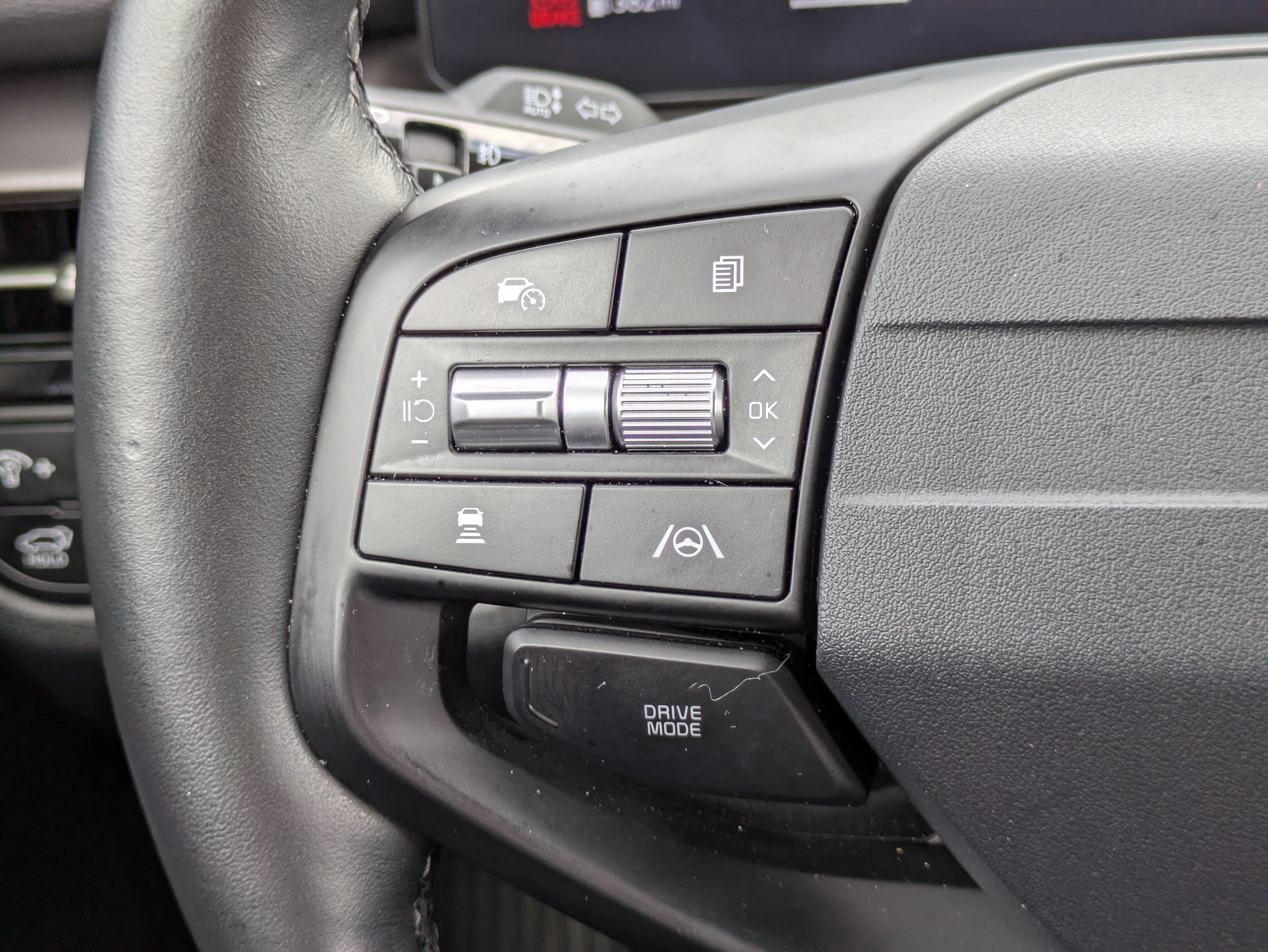 Certified 2026 Kia Sportage SX FWD image 25
