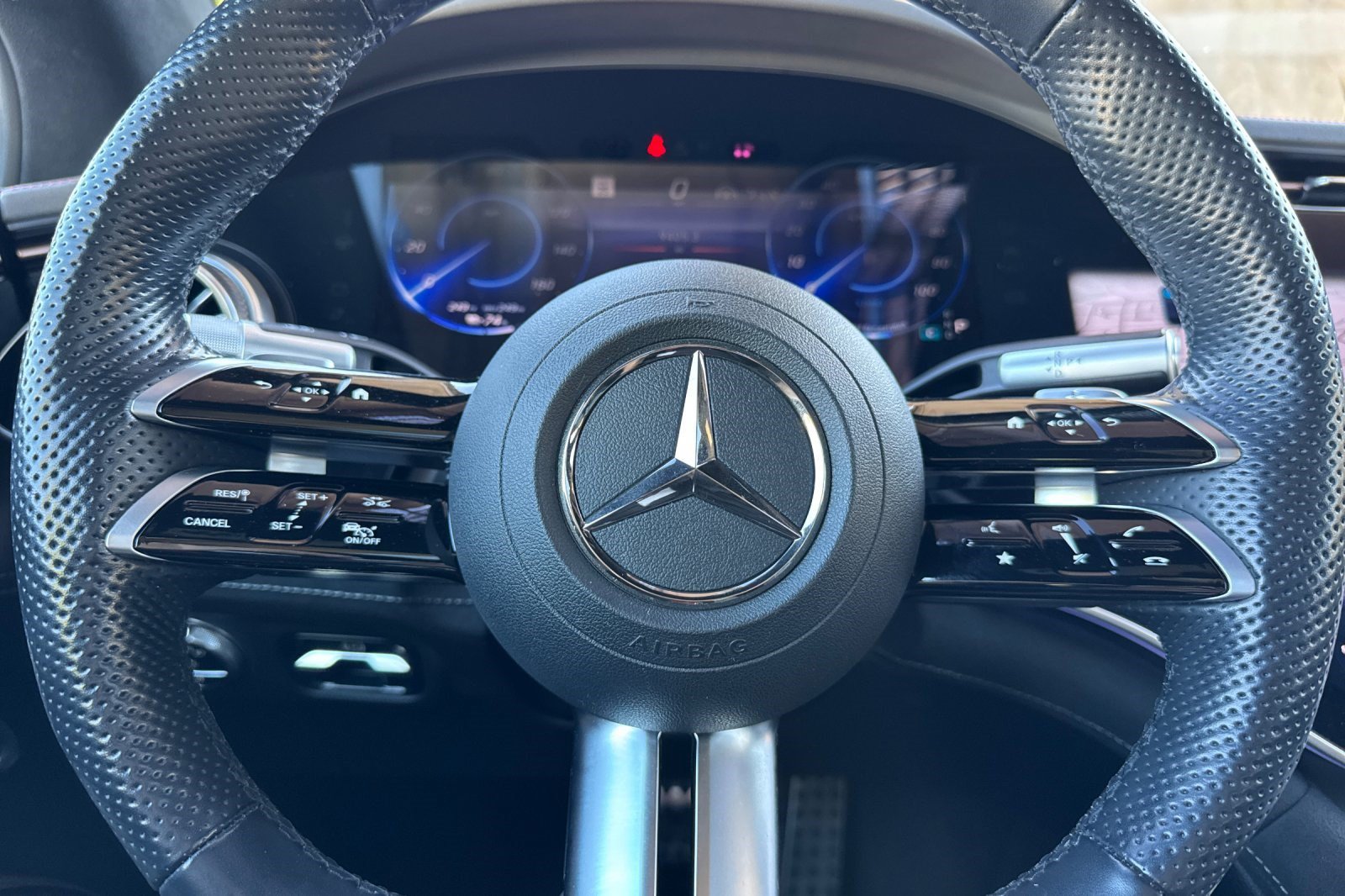 Certified 2023 Mercedes-Benz EQS 580 4MATIC Sedan image 10