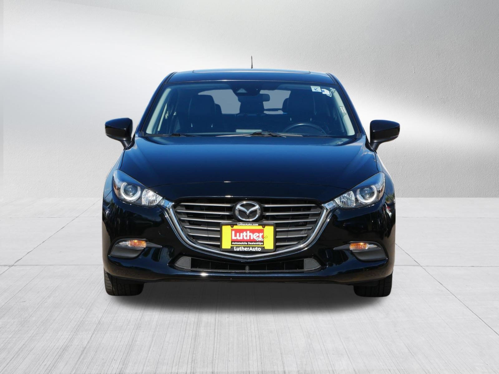 Used 2017 MAZDA MAZDA3 Touring FWD image 2